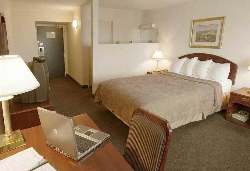 هتل Courtyard By Marriott Regina Downtown