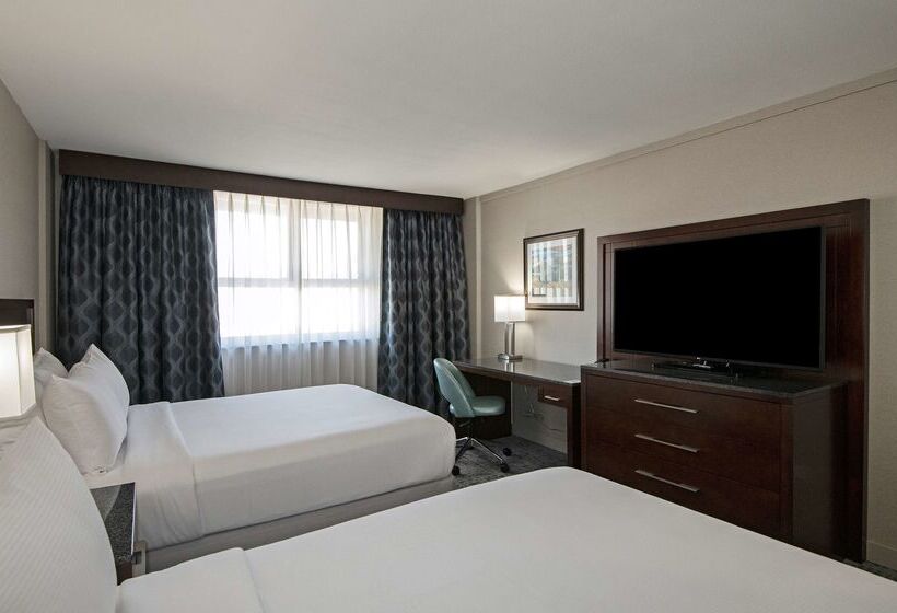 Doubletree By Hilton Hotel Kamloops