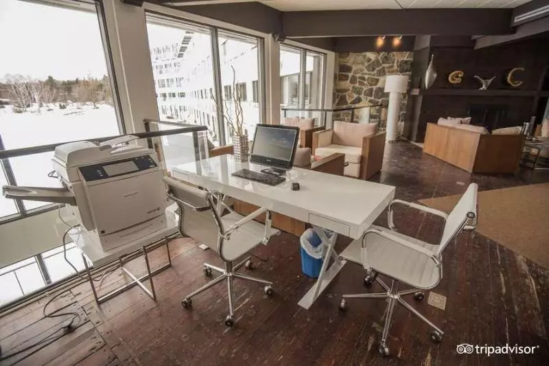 酒店 Esterel Resort