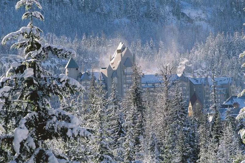 Отель Fairmont Chateau Whistler