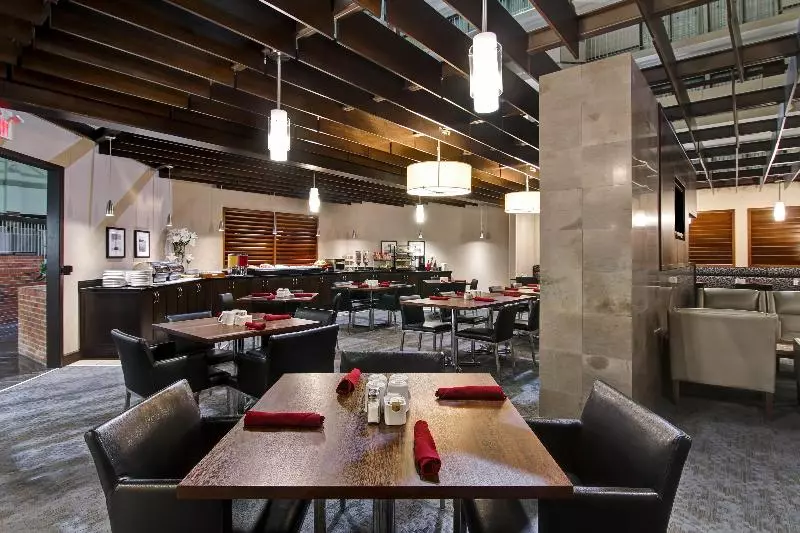 فندق Holiday Inn Oakville Centre, An Ihg