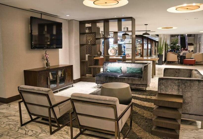 فندق Holiday Inn Toronto Downtown Centre, An Ihg