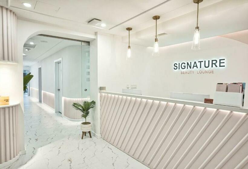 فندق Holiday Inn Toronto Downtown Centre, An Ihg