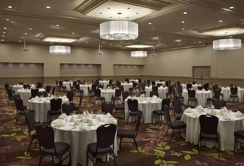 Hotel Holiday Inn Toronto International Airport, An Ihg