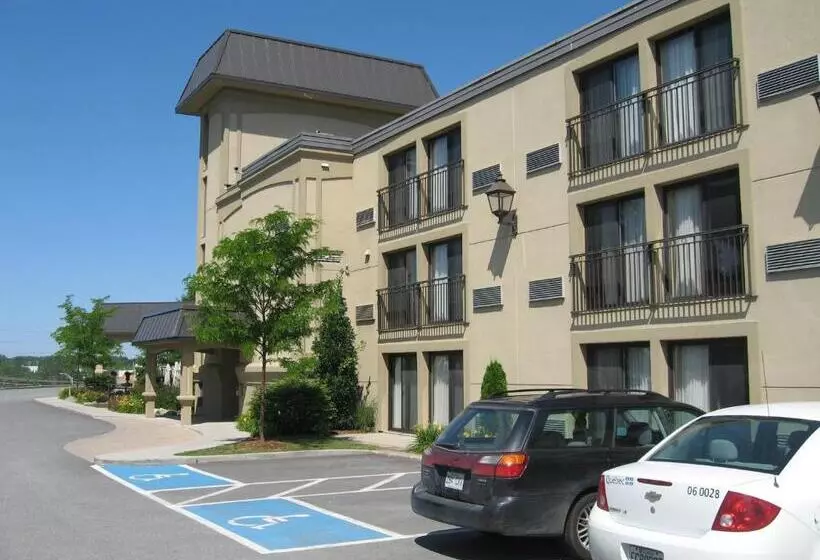 فندق Le President Sherbrooke