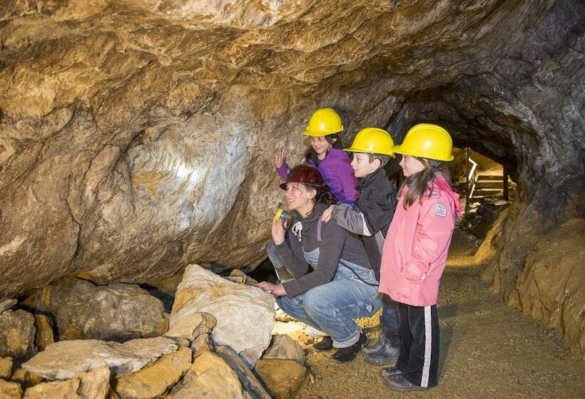 ホテル Le President Sherbrooke