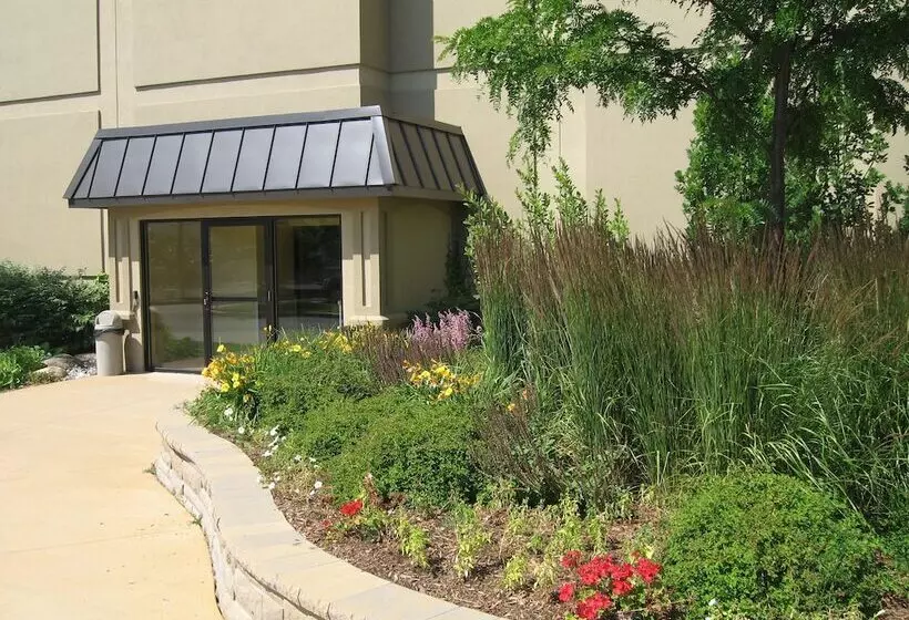 فندق Le President Sherbrooke