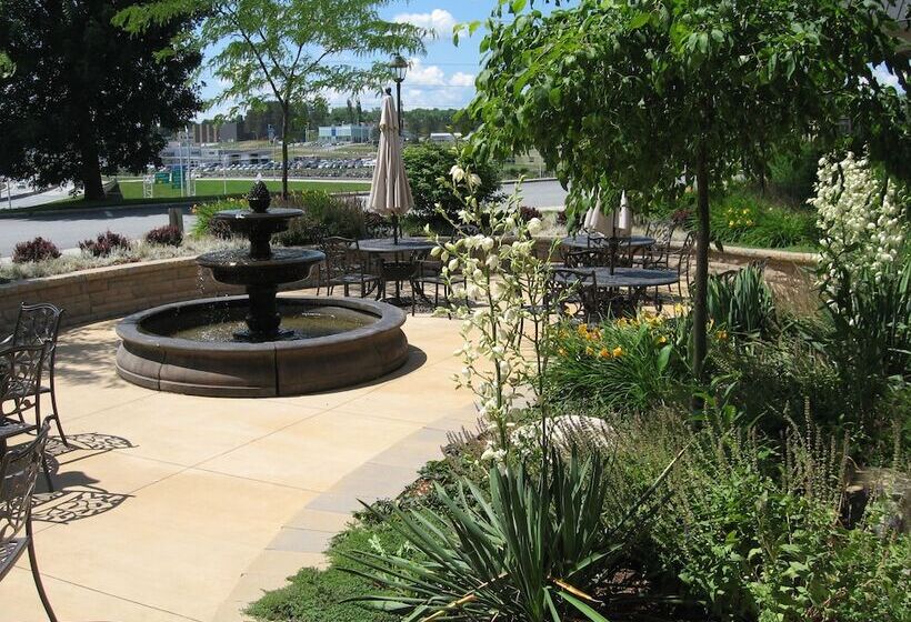 ホテル Le President Sherbrooke