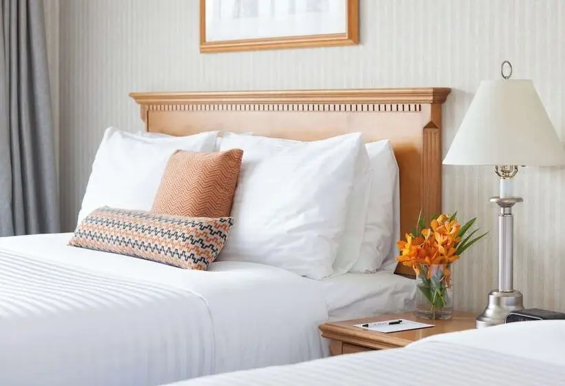 هتل Listel Whistler, A Coast