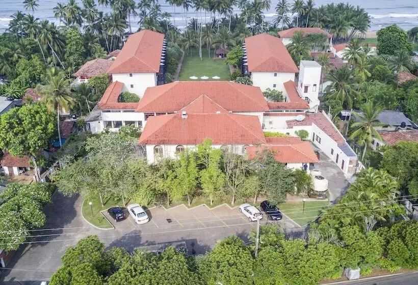 Mermaid Hotel & Club