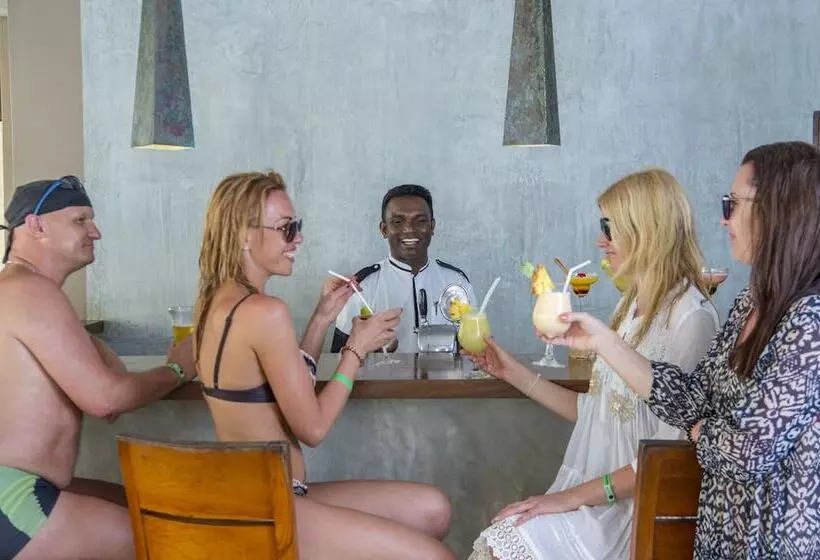 Mermaid Hotel & Club