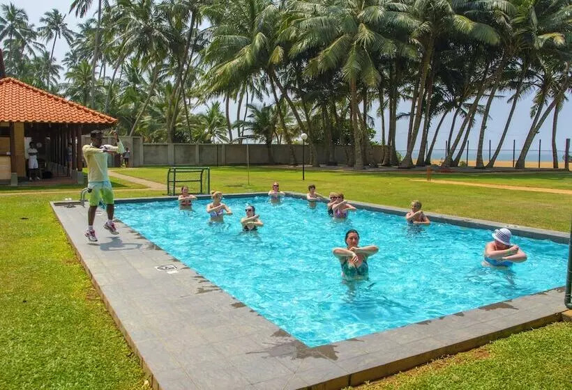 Mermaid Hotel & Club