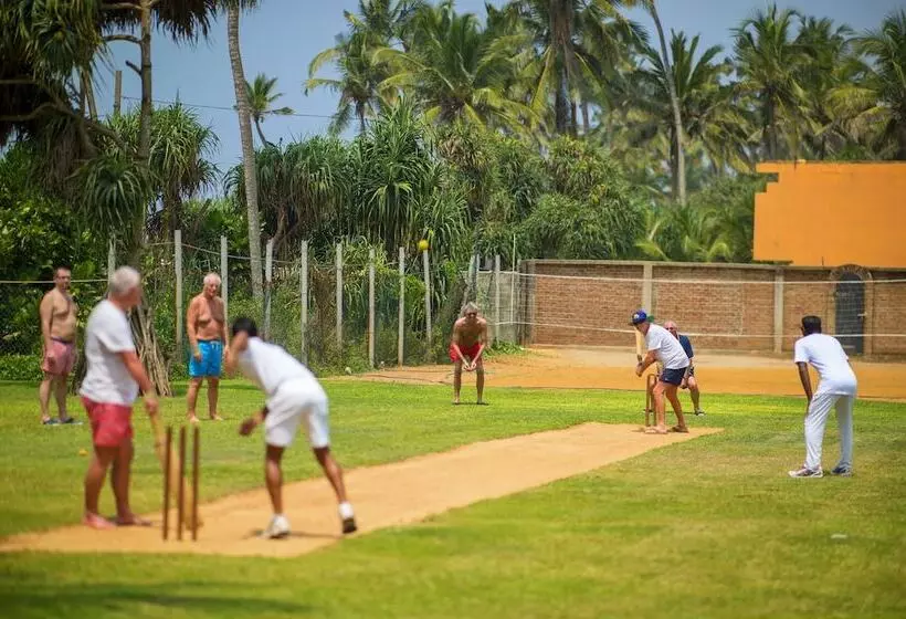 Mermaid Hotel & Club