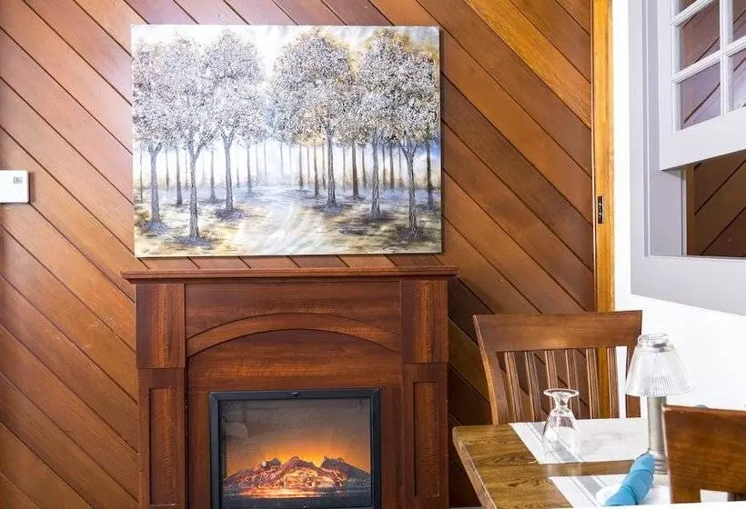 Hotel Mount Peyton Resort & Conference Centre