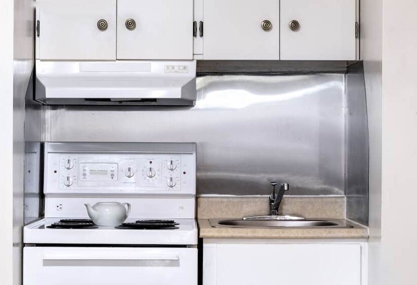 فندق Mount Peyton Resort & Conference Centre