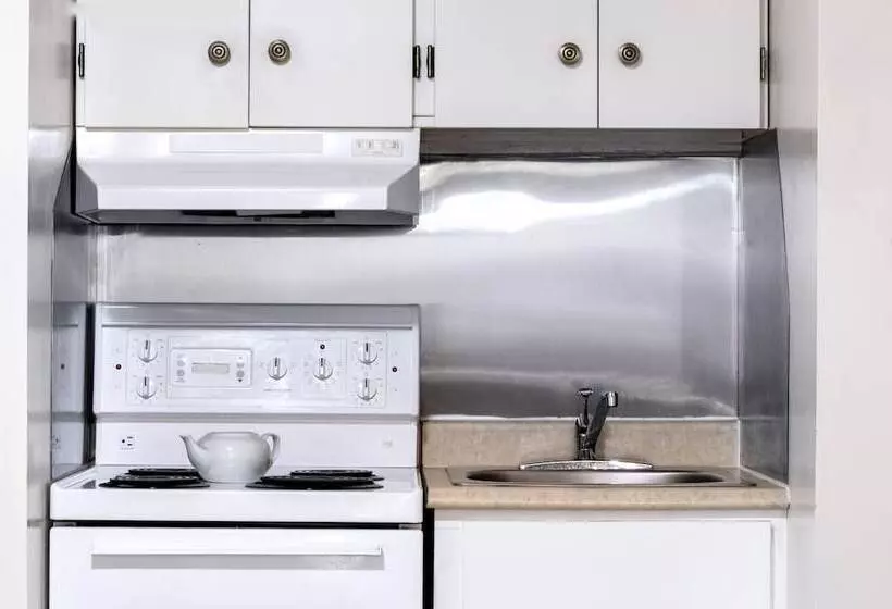 Hotel Mount Peyton Resort & Conference Centre