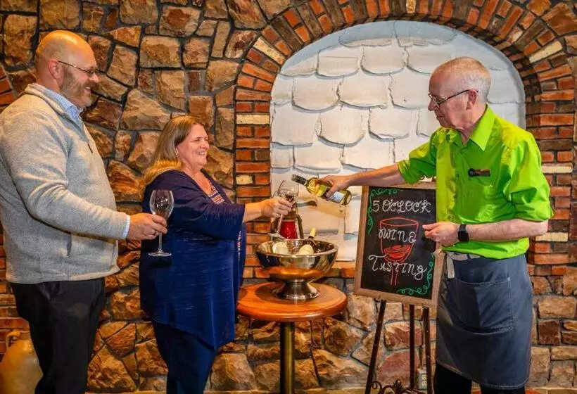 酒店 Old Orchard Inn