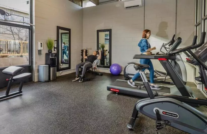 酒店 Old Orchard Inn