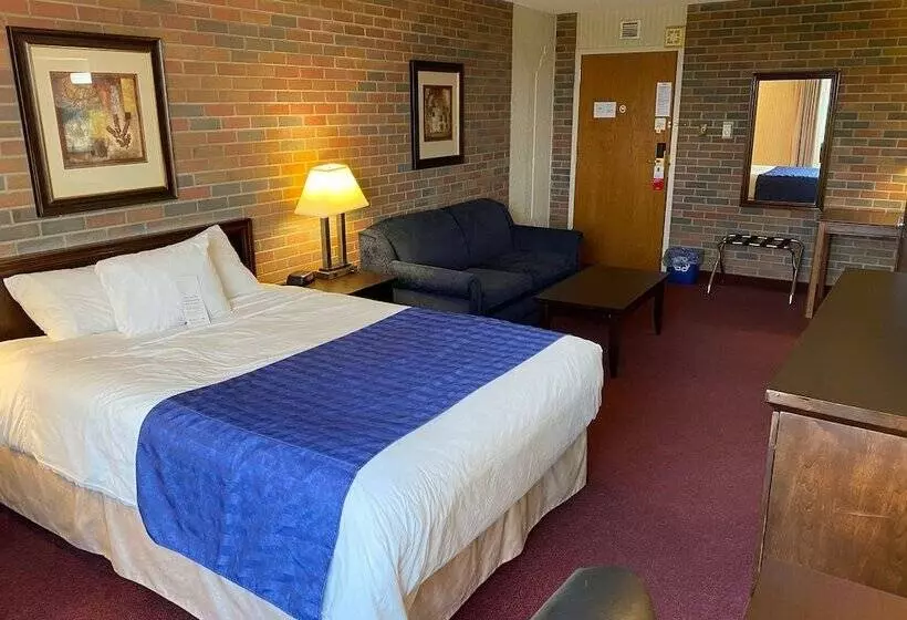 Hotel Ramada By Wyndham Lethbridge