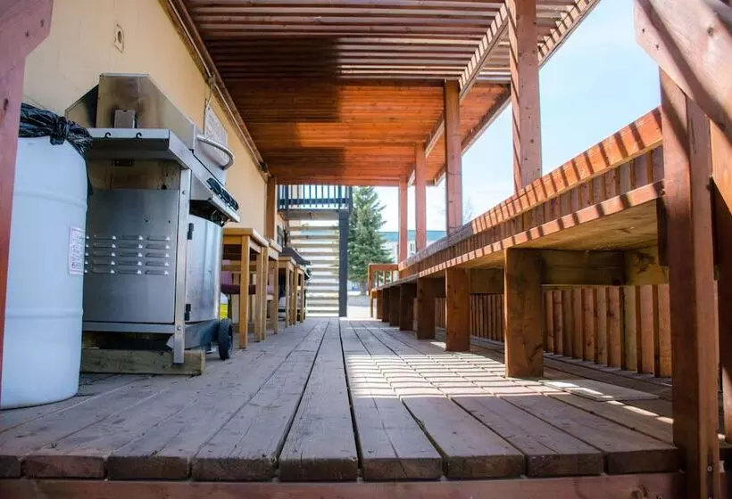 فندق Ramada By Wyndham Medicine Hat