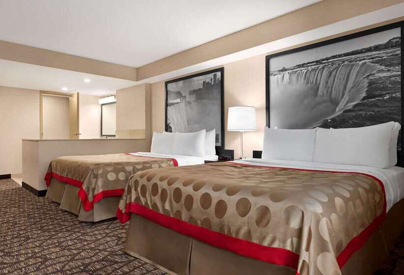 Отель Ramada By Wyndham Niagara Falls Near The Falls