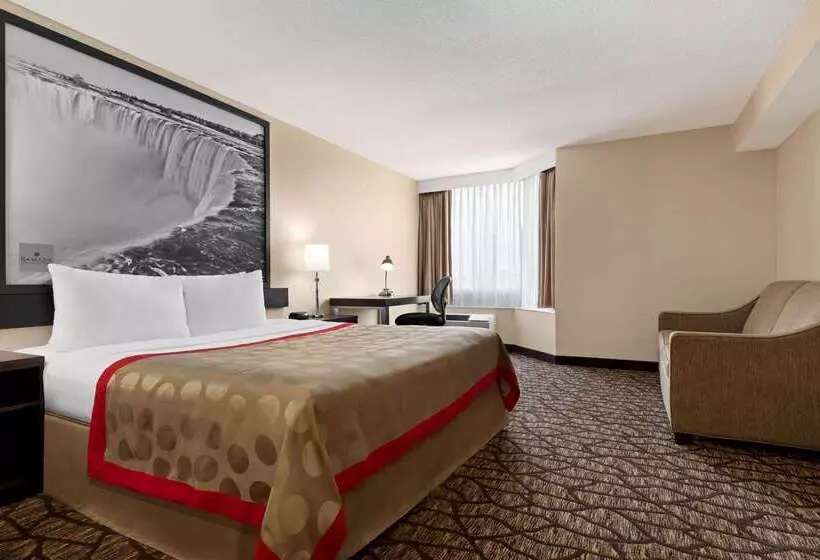 Hotel Ramada By Wyndham Niagara Falls Near The Falls