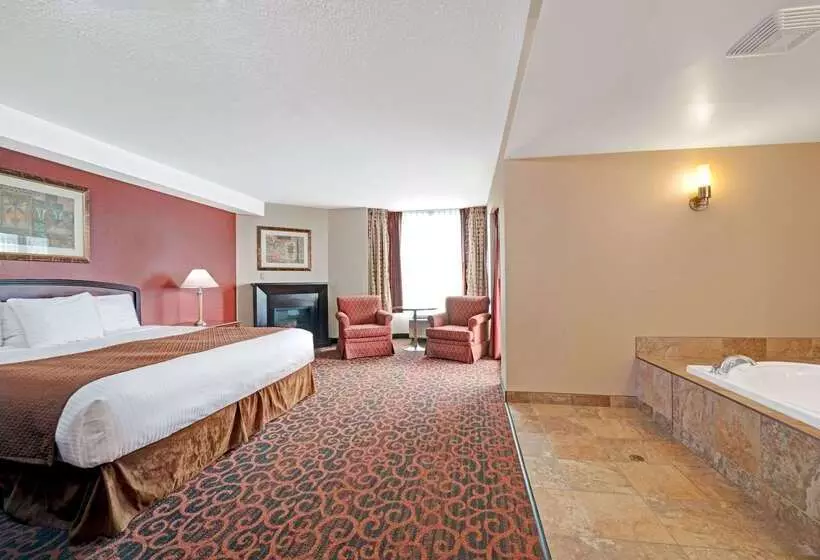 호텔 Ramada By Wyndham Niagara Falls/fallsview