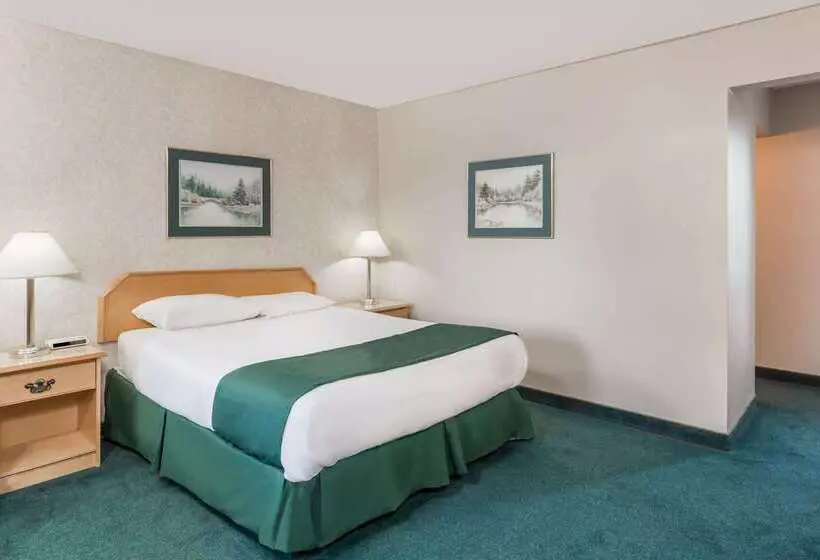 Hotel Ramada By Wyndham