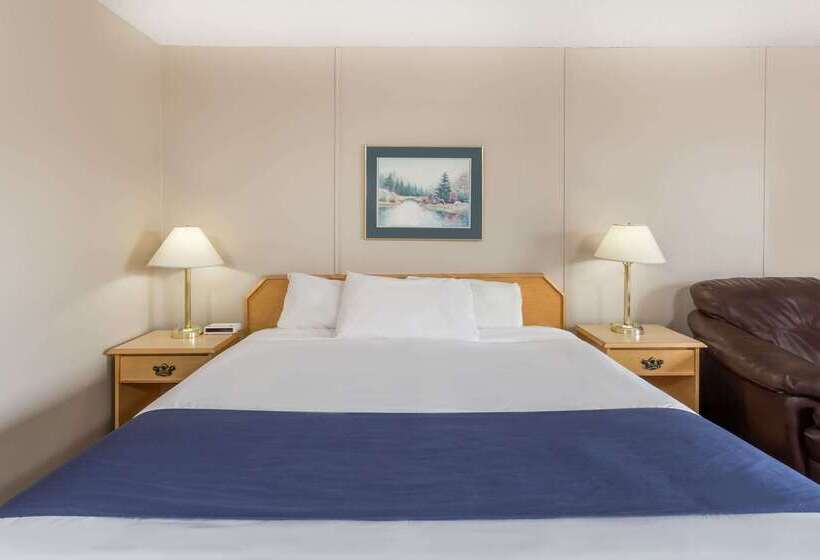 فندق Ramada By Wyndham