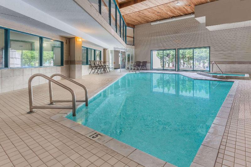 فندق Ramada By Wyndham