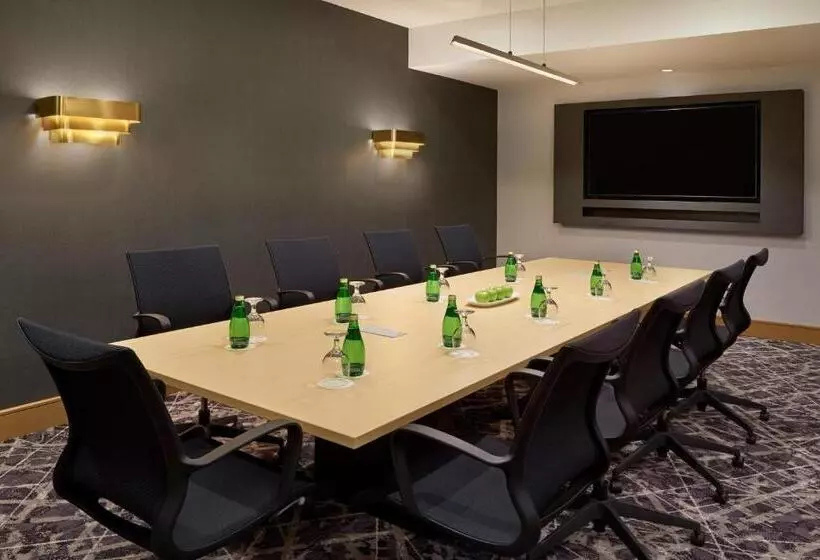 Szálloda Sheraton Ottawa