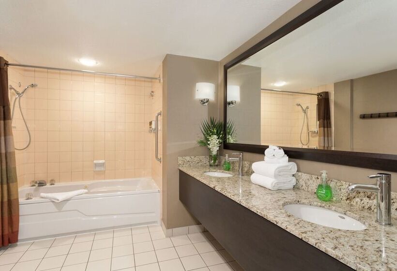 هتل Listel Whistler, A Coast