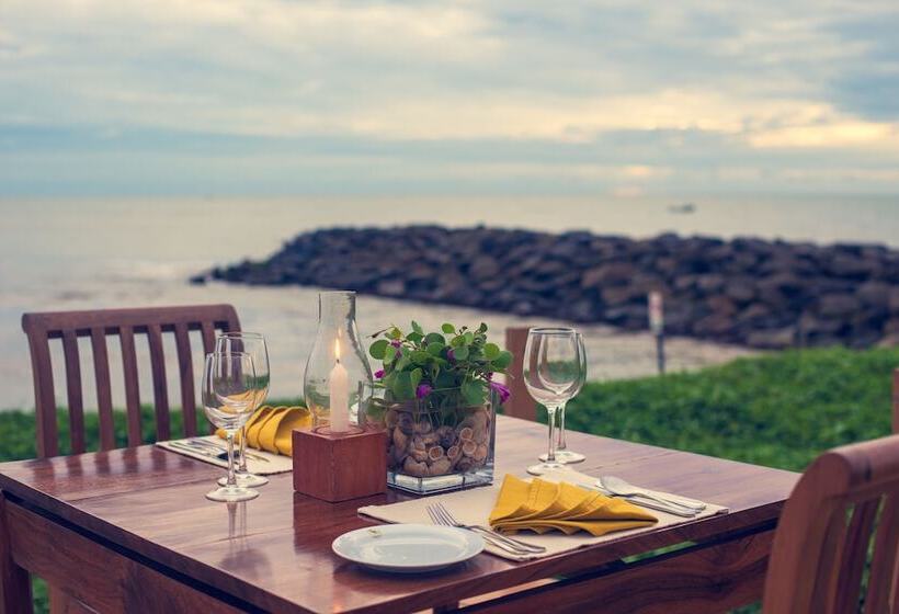 リゾートホテル Ranweli Holiday Village