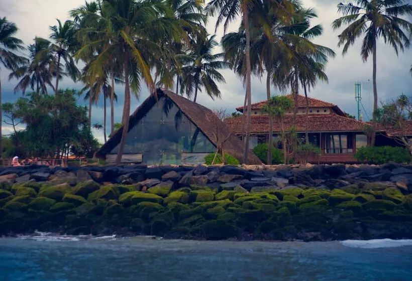 渡假胜地 Ranweli Holiday Village