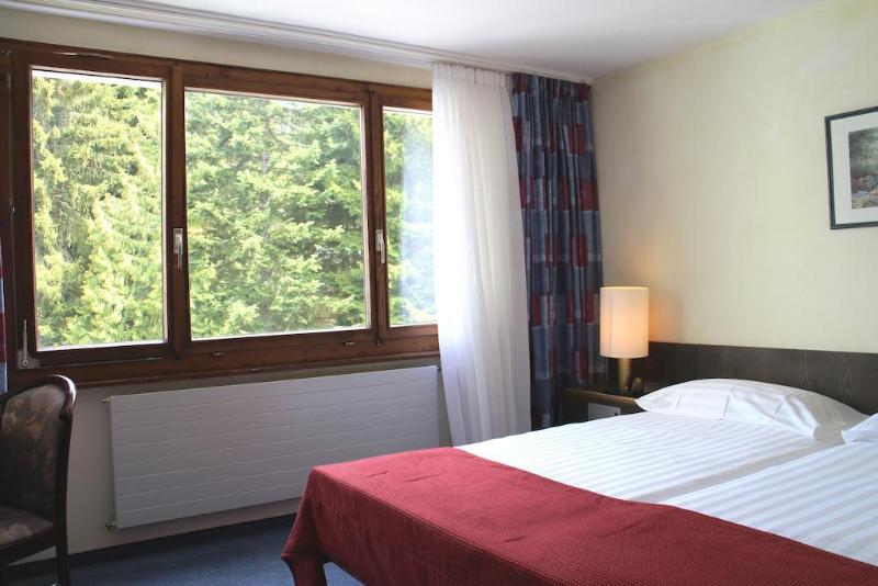 Victoria Hotel & Residence