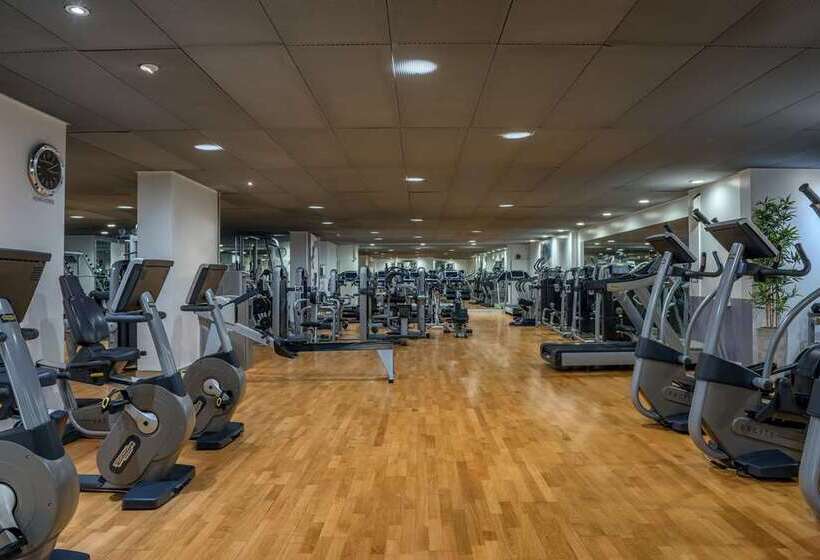 Hilton Geneva Hotel And Conference Centre