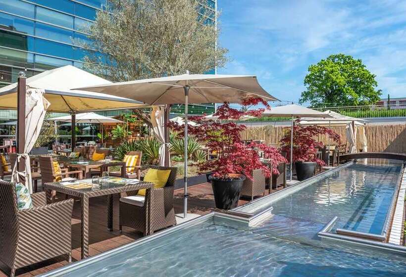 Hilton Geneva Hotel And Conference Centre