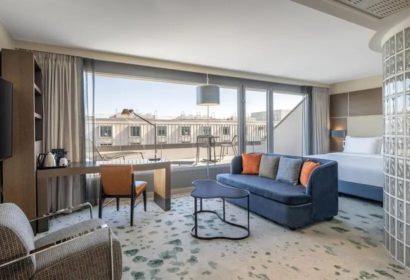 Hilton Geneva Hotel And Conference Centre
