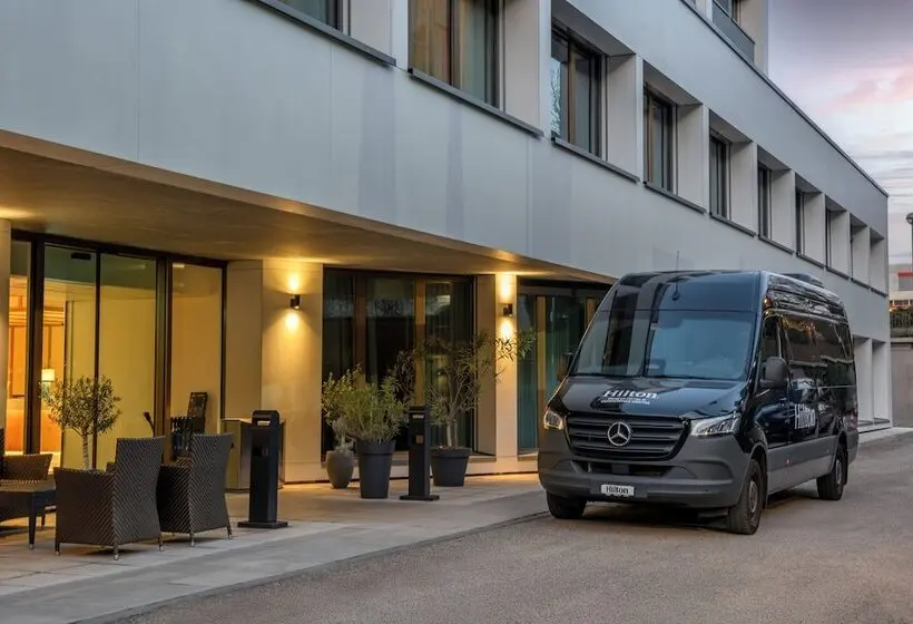 Hilton Geneva Hotel And Conference Centre