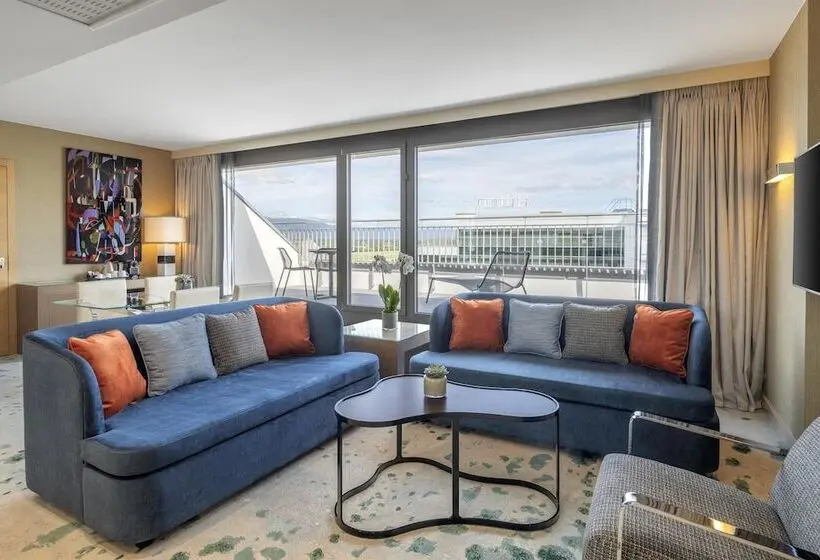 Hilton Geneva Hotel And Conference Centre