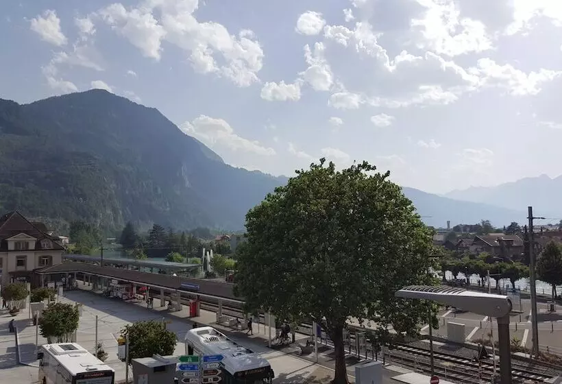 Отель Bernerhof