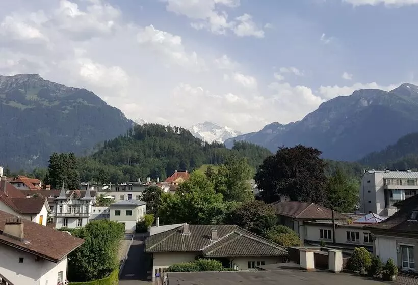 Отель Bernerhof