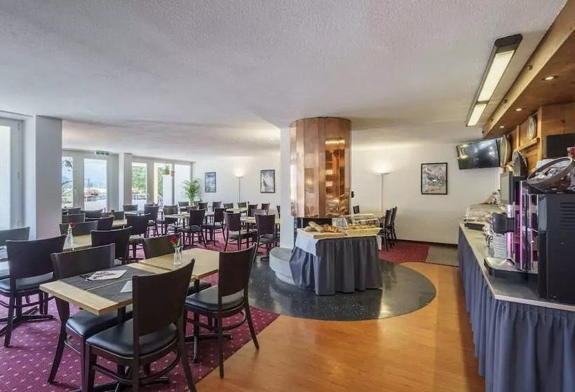 Отель Bernerhof