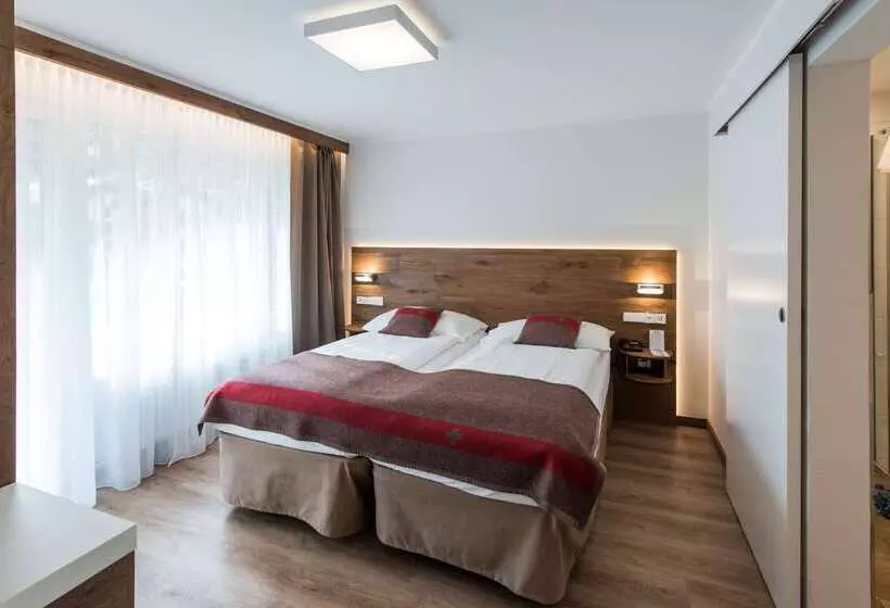 Отель Butterfly