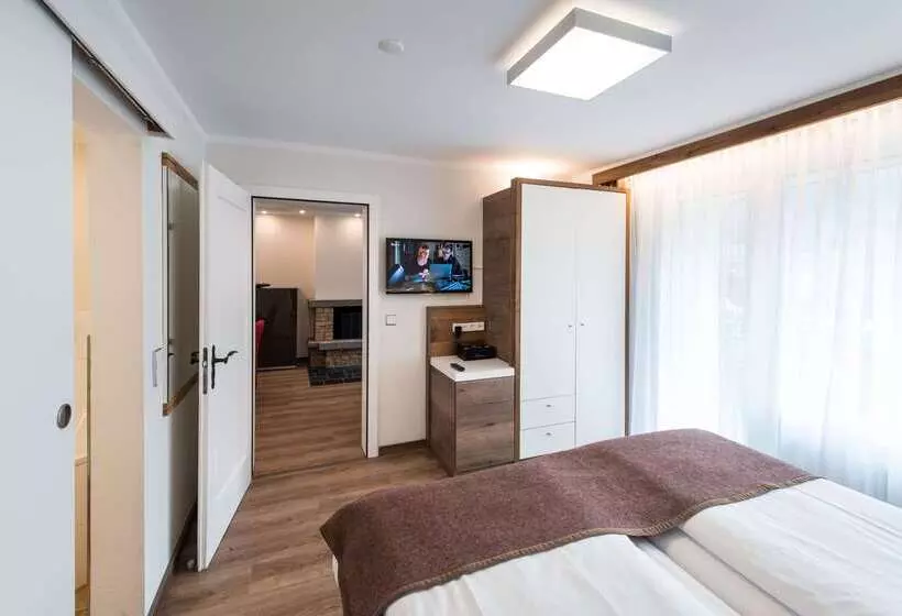 Отель Butterfly