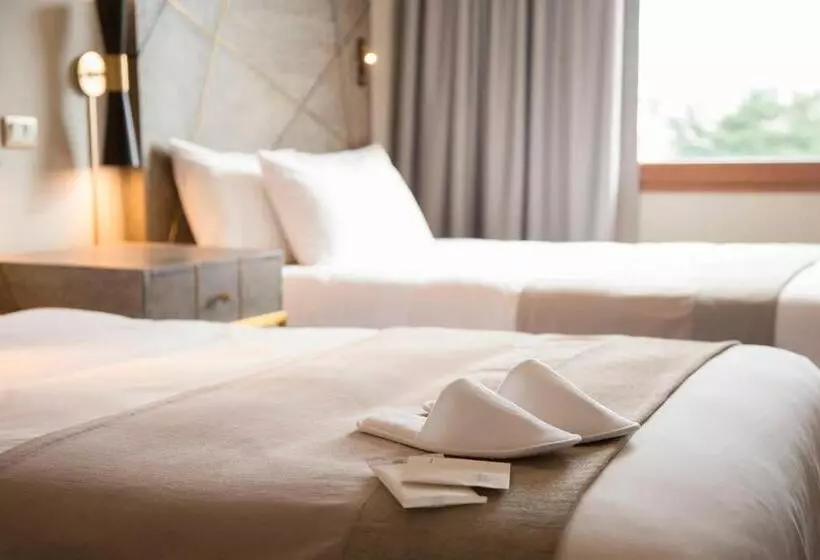 هتل Cabo De Hornos