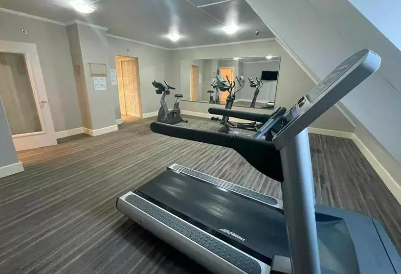 هتل Cabo De Hornos