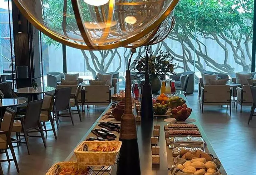 هتل Cabo De Hornos