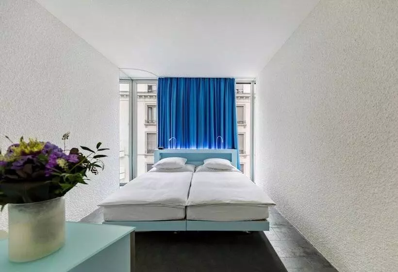 هتل Cristal Design