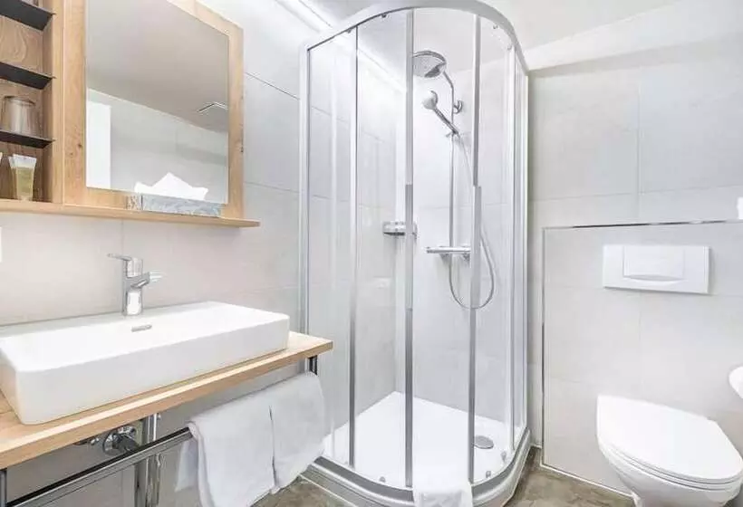 בית מלון כפרי Drei Konige